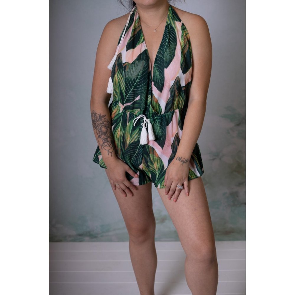 Tropical leaf romper